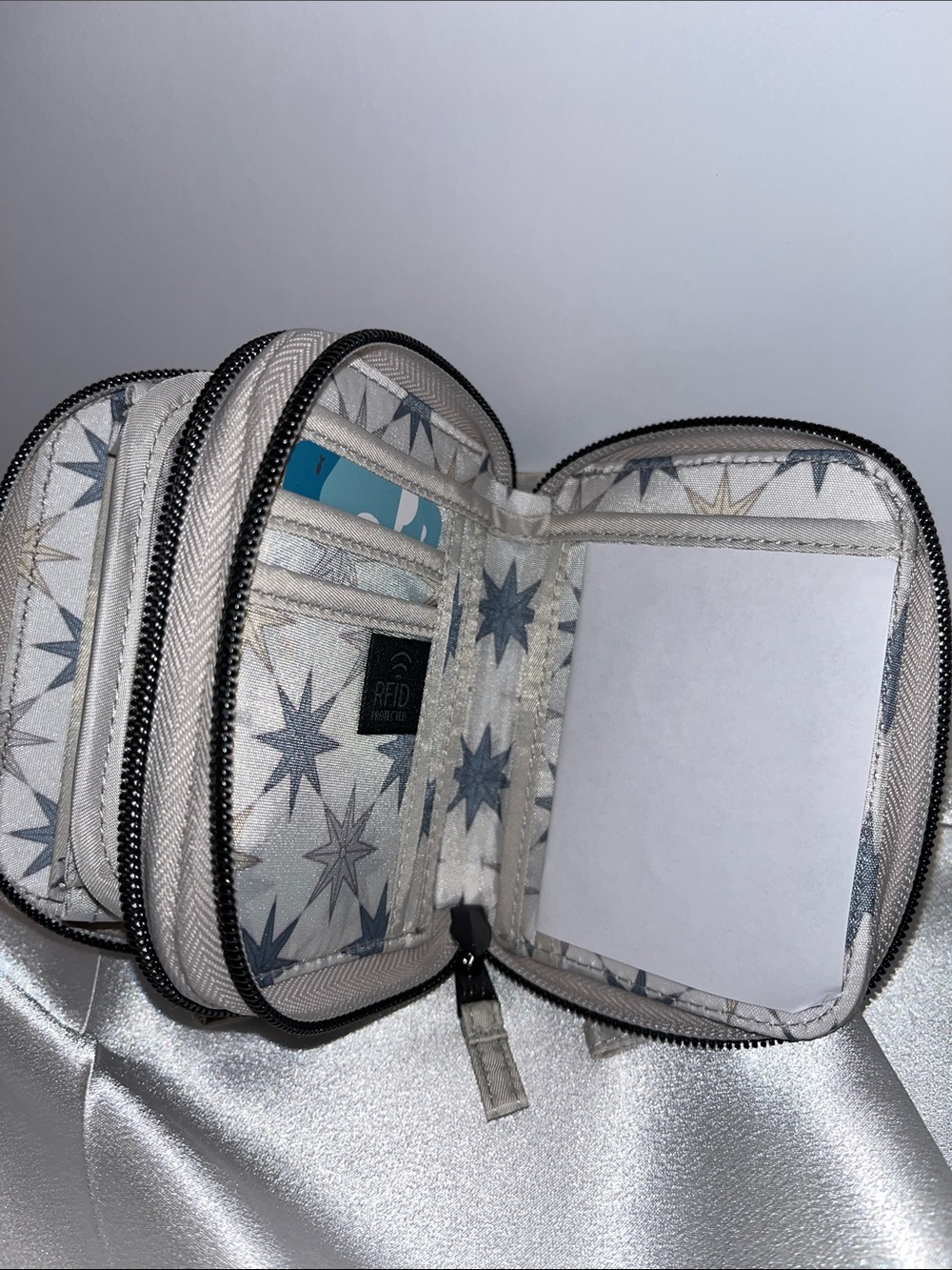 LUG - NWOT - Splits 2 Compact RFID Wallet - Only 1 available now in Rosy Glow - Picture 10 of 16